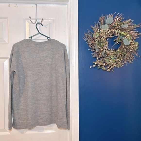 Women’s French Connection Lucky Knits Embellished Sweater Size Small - Picture 9 of 10